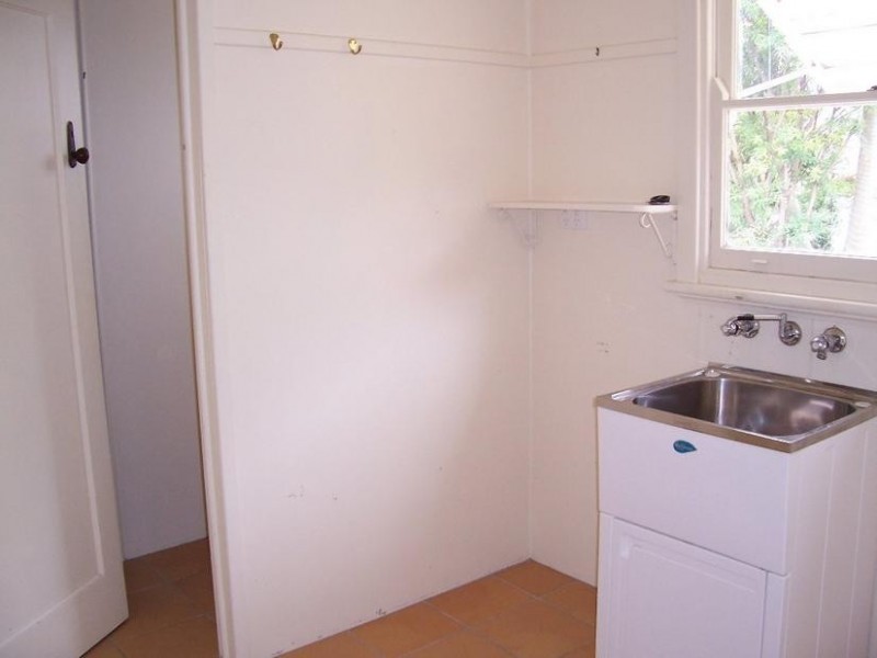 Blacksmiths NSW 2281