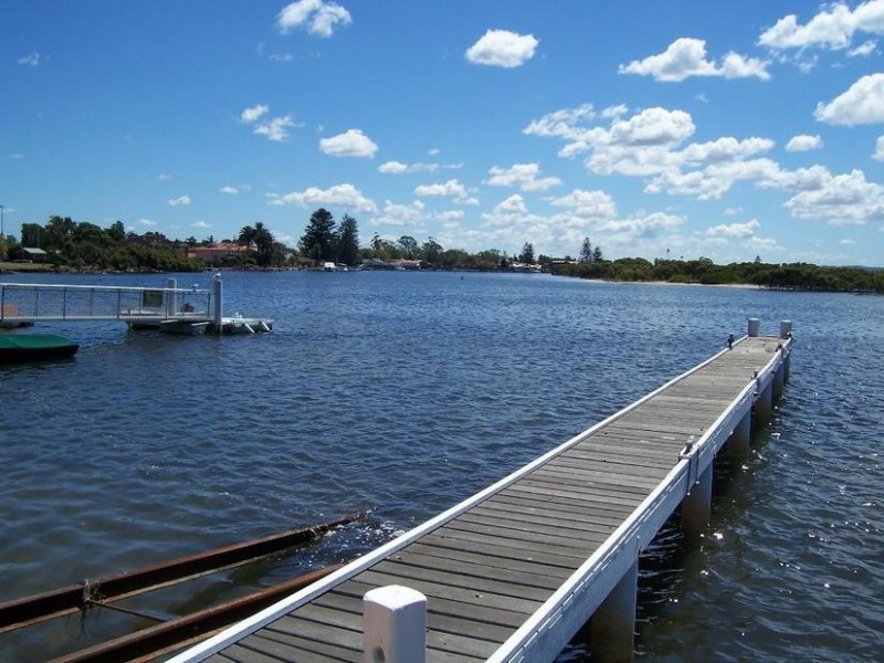 8 Alexander Place, Swansea NSW 2281