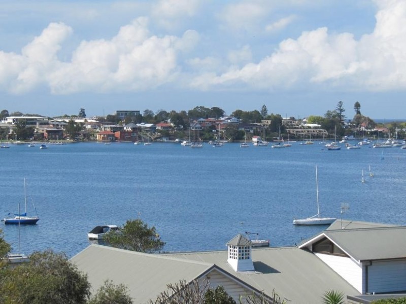 77 Ross Street, Belmont NSW 2280