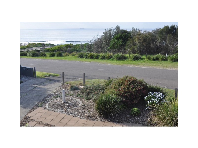 43 Pacific Drive, Swansea Heads NSW 2281