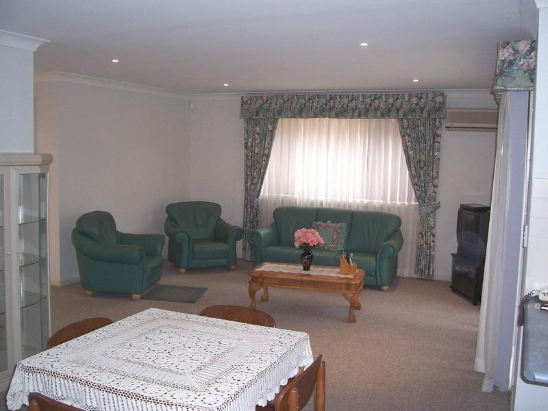 2/20 Charles Street, Swansea NSW 2281