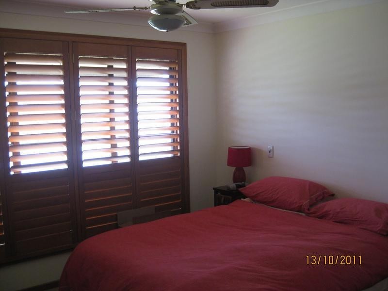 15 Macquarie Grove, Caves Beach NSW 2281