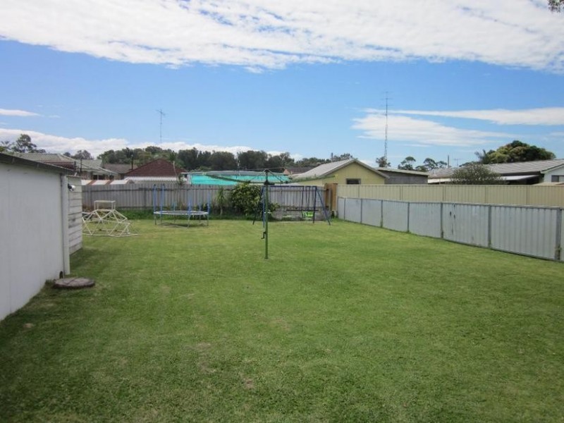17 Kahibah Street, Swansea NSW 2281