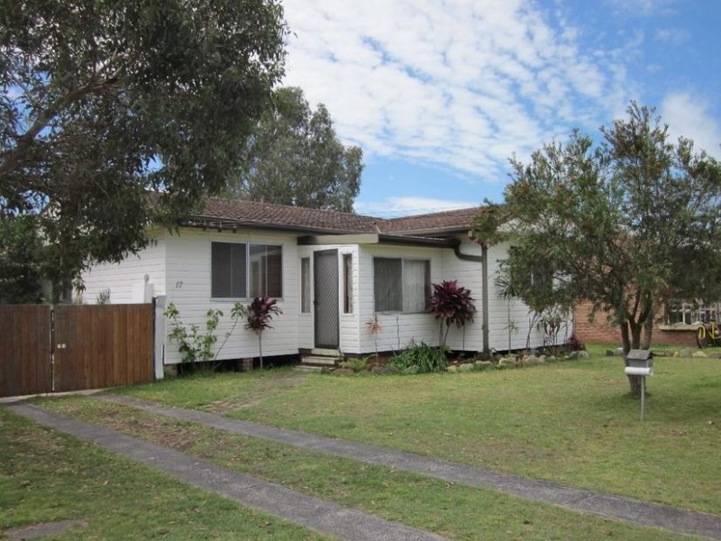 17 Kahibah Street, Swansea NSW 2281