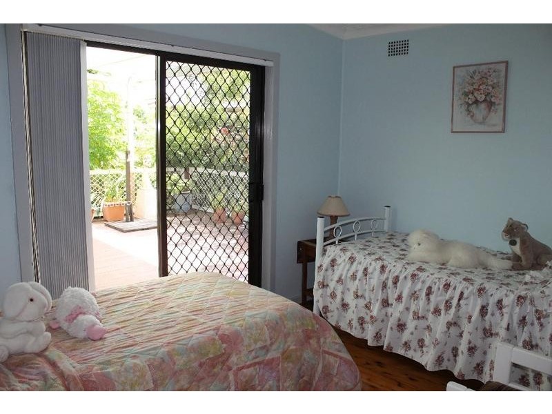 18 Awabakal Street, Blacksmiths NSW 2281