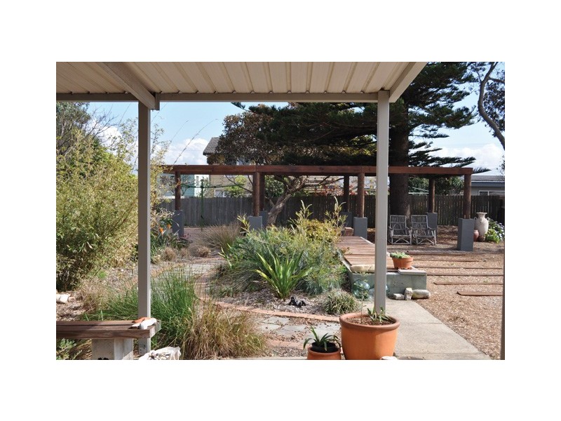 43 Pacific Drive, Swansea Heads NSW 2281