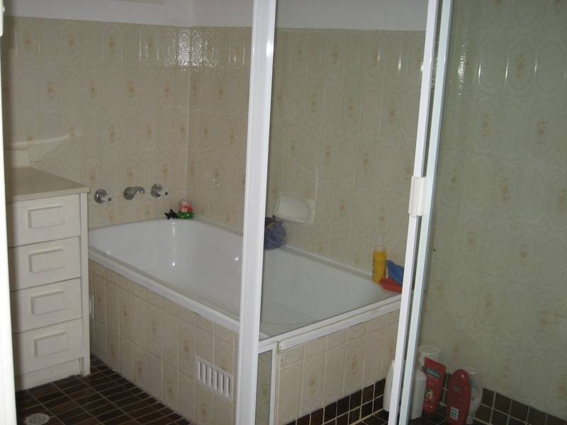 10 Scenic DRIVE, Caves Beach NSW 2281