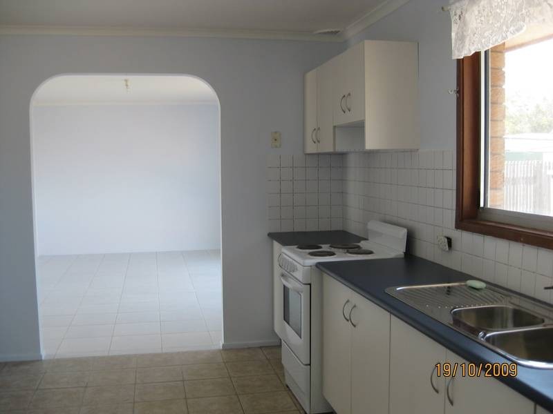 16 Karog STREET, Pelican NSW 2281