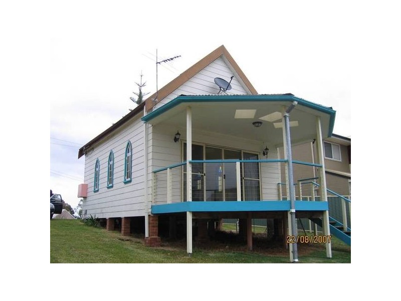 4 Central AVENUE, Nords Wharf NSW 2281