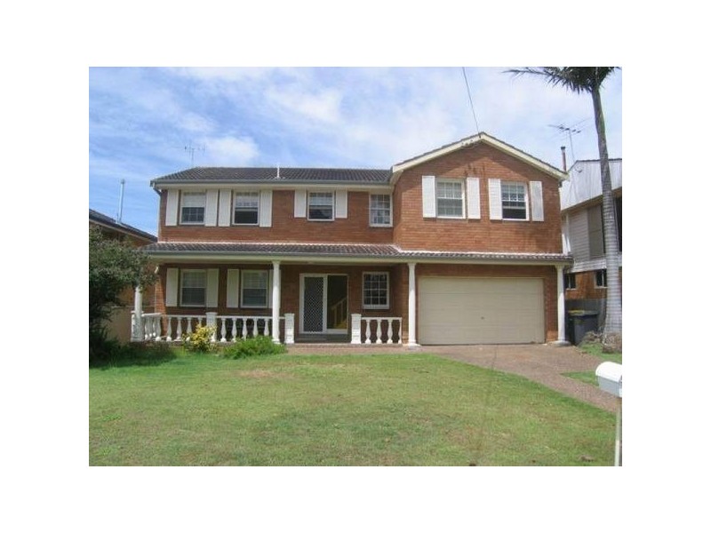 34 Pacific STREET, Caves Beach NSW 2281