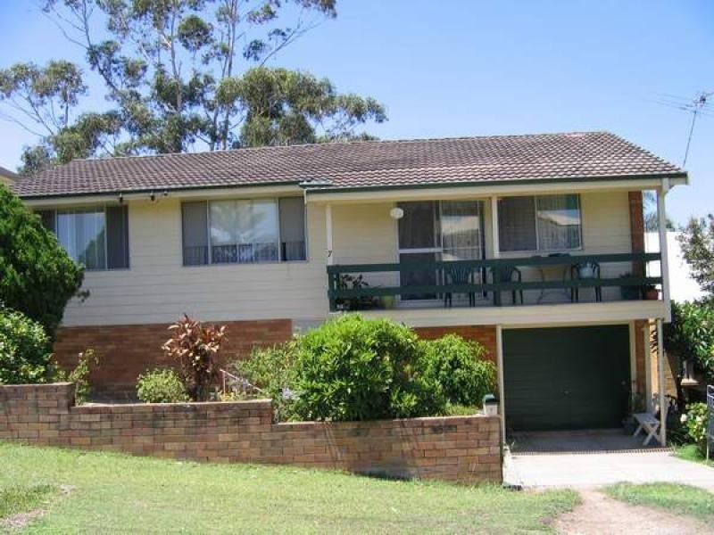 7 Central AVENUE, Nords Wharf NSW 2281