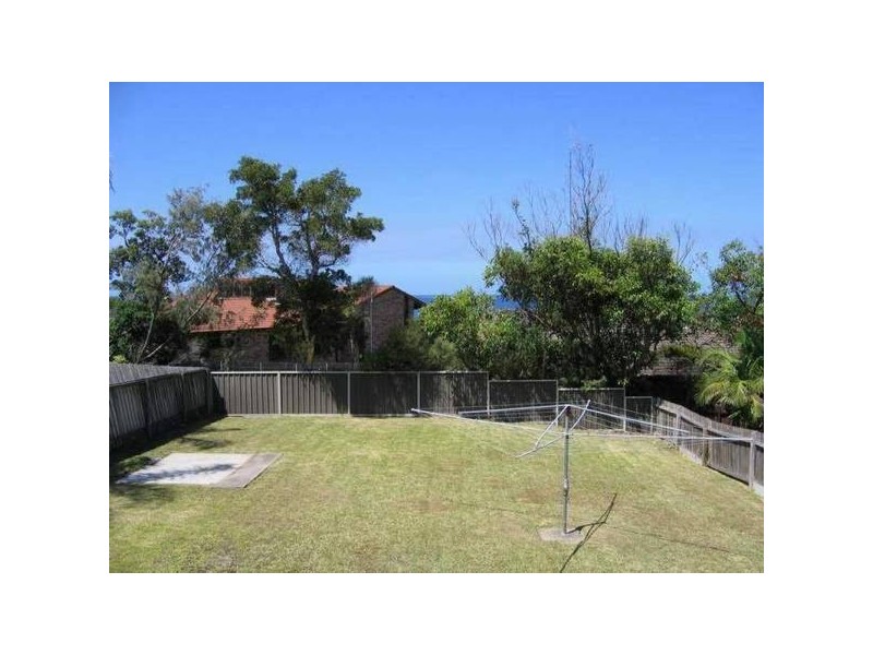 65 Caves Beach ROAD, Caves Beach NSW 2281