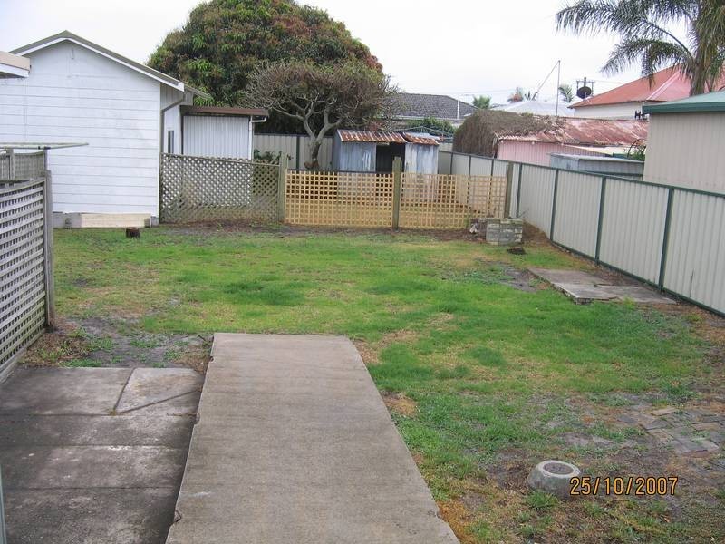 1 Rawson STREET, Swansea NSW 2281