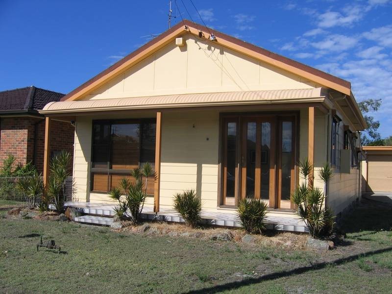 28 Boikon STREET, Blacksmiths NSW 2281