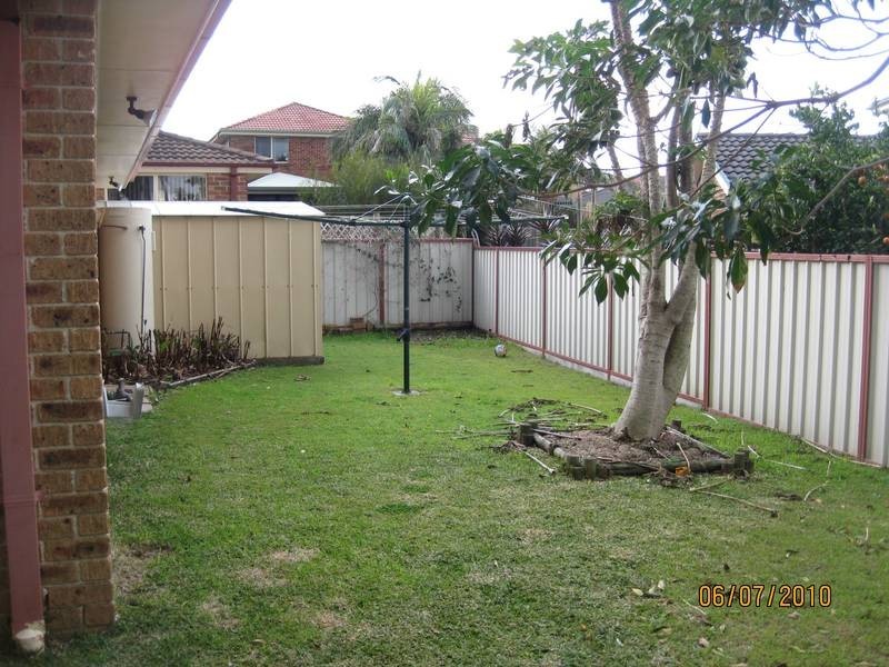 11 Oceanside DRIVE, Caves Beach NSW 2281