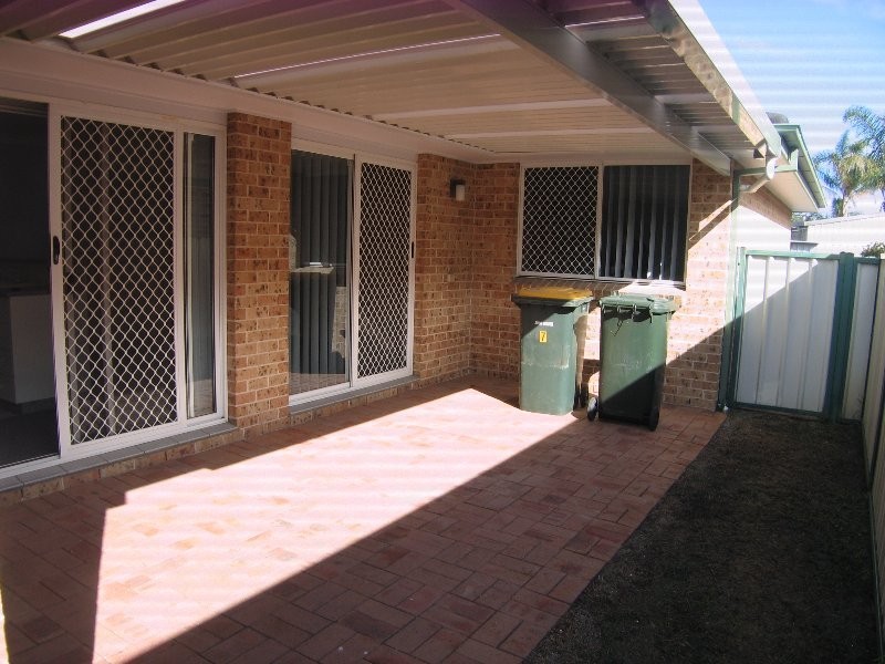 7 Anacla CLOSE, Pelican NSW 2281