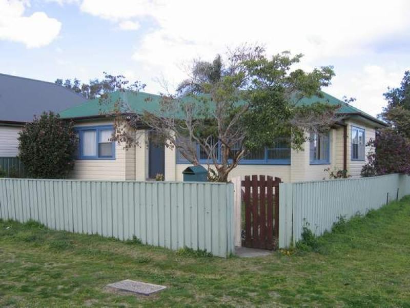 68 Lake ROAD, Swansea NSW 2281