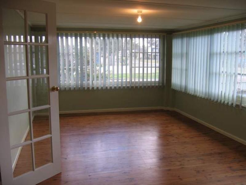 68 Lake ROAD, Swansea NSW 2281