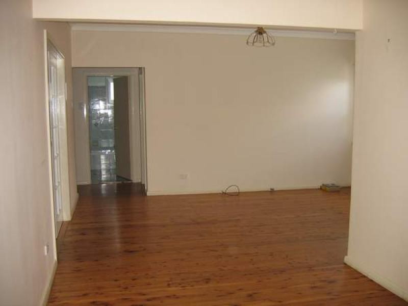 68 Lake ROAD, Swansea NSW 2281