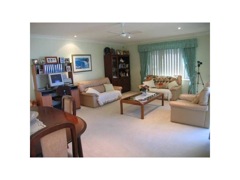 Caves Beach NSW 2281