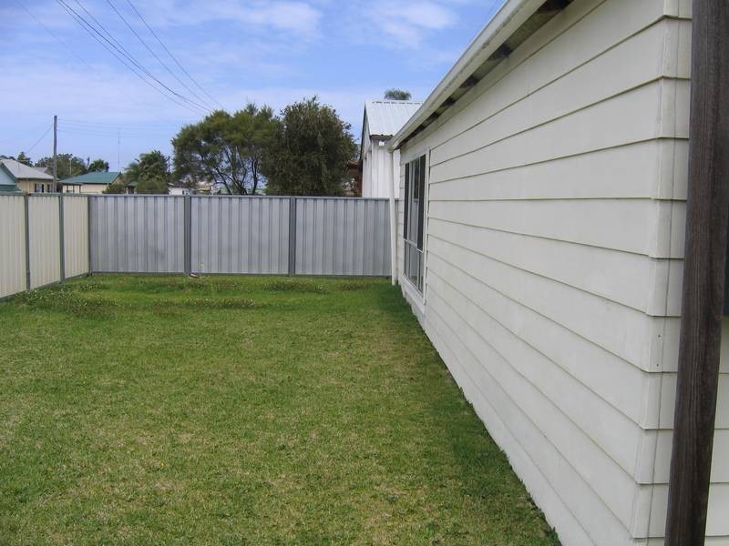 1-60 Lakeview PARADE, Pelican NSW 2281