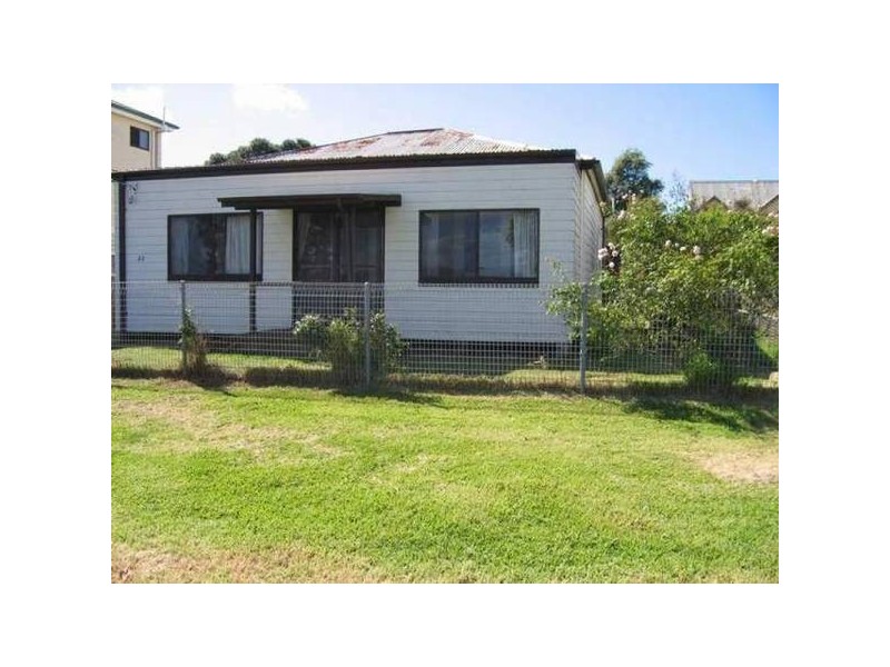 22 The ESPLANADE, Swansea NSW 2281