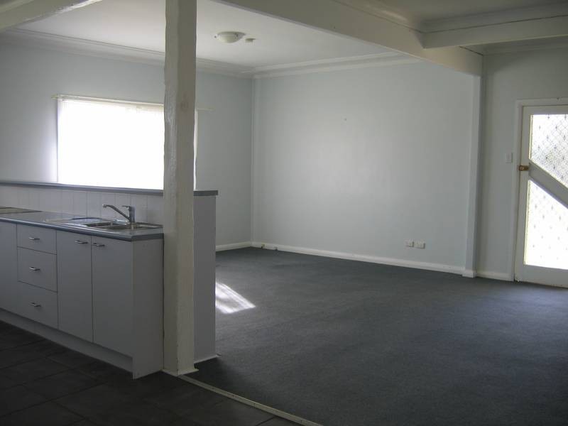 98 Caves Beach ROAD, Caves Beach NSW 2281