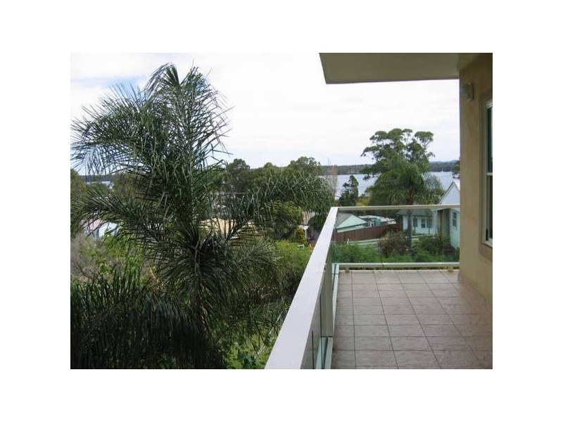 15 Central AVENUE, Nords Wharf NSW 2281