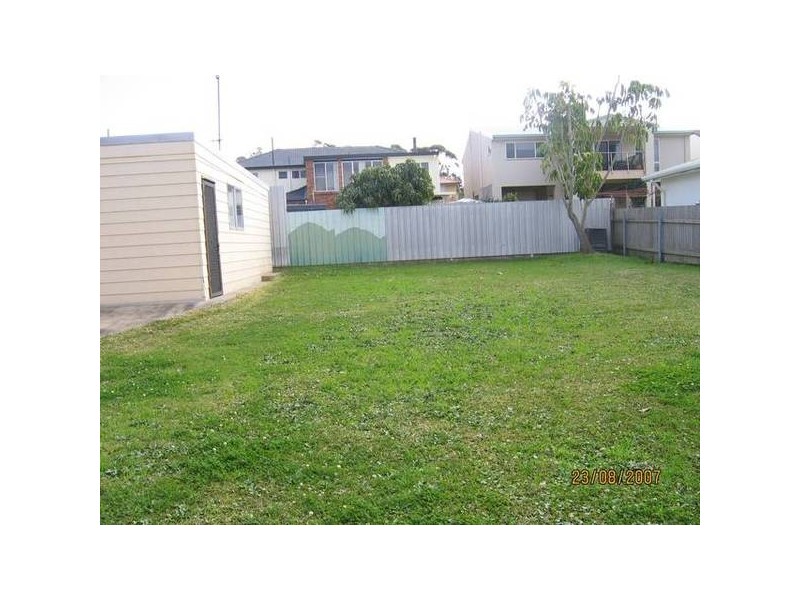 11 Pacific STREET, Caves Beach NSW 2281