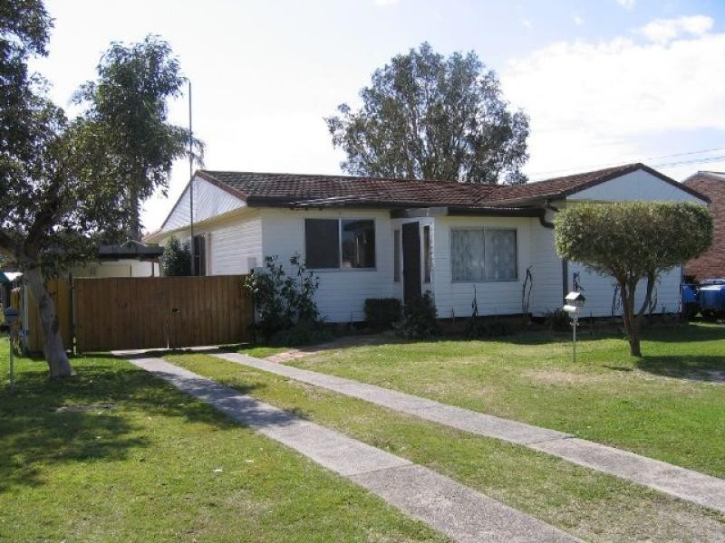 17 Kahibah STREET, Swansea NSW 2281