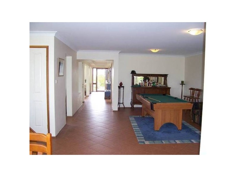 4 Spoonrocks Road, Caves Beach NSW 2281