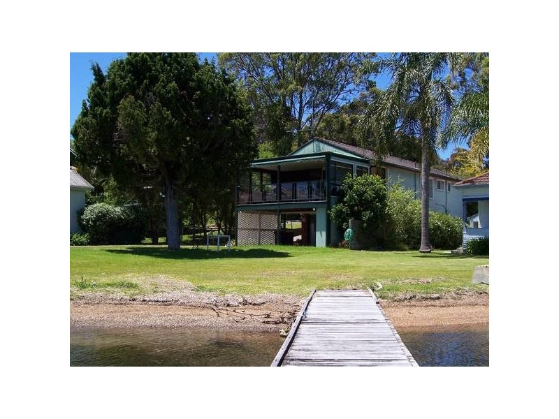 94 Marine Parade, Nords Wharf NSW 2281