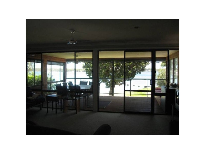 94 Marine Parade, Nords Wharf NSW 2281