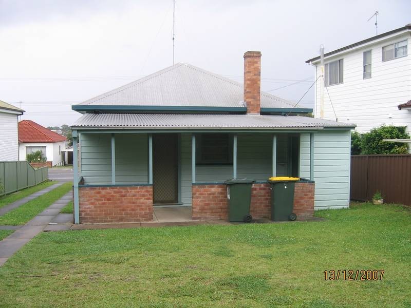 15 Evans Street, Belmont NSW 2280