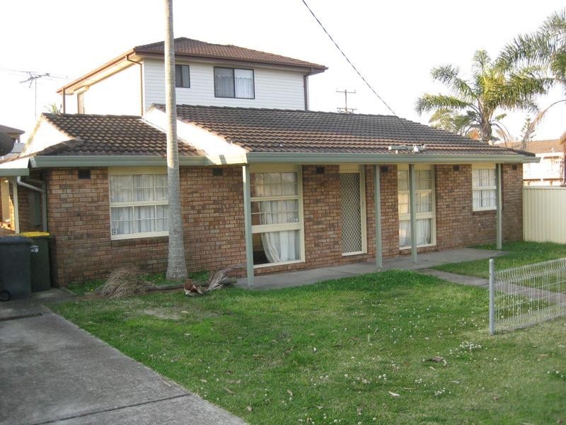 1 Middle Street, Caves Beach NSW 2281