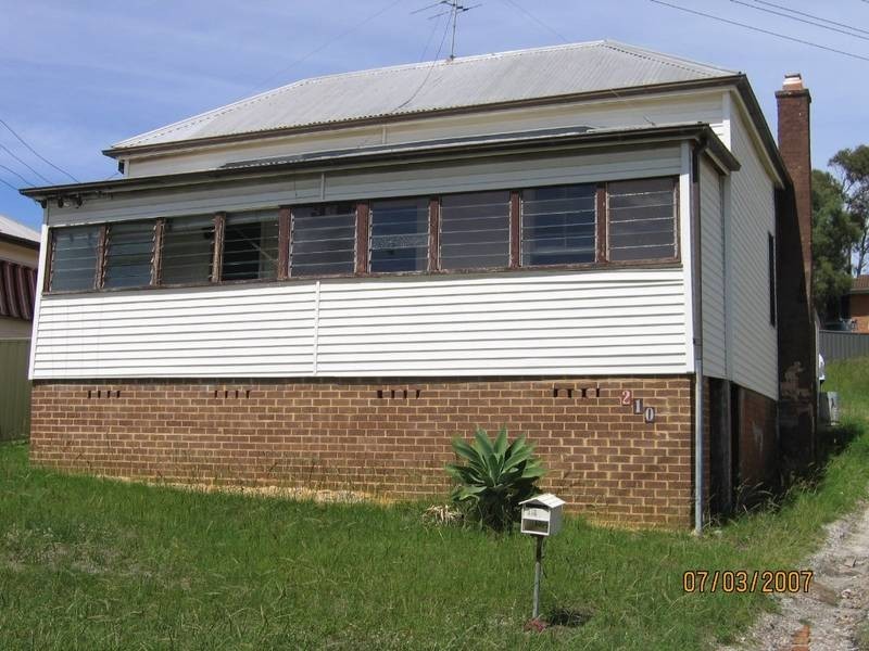 210 Parbury Road, Swansea NSW 2281