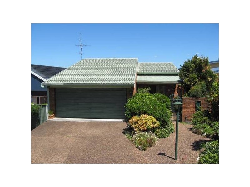 28 Marine Parade, Nords Wharf NSW 2281