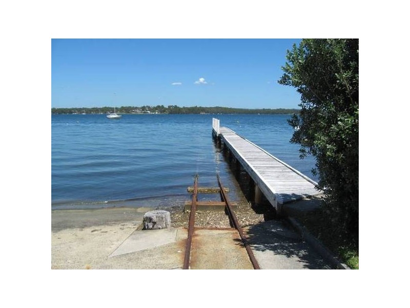 28 Marine Parade, Nords Wharf NSW 2281