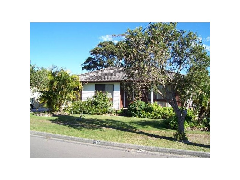 196 Bowman Street, Swansea NSW 2281