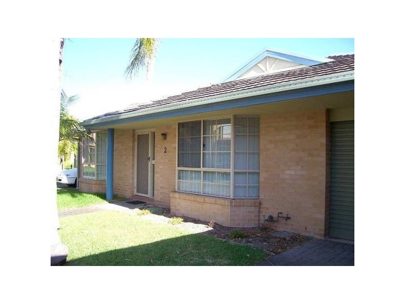 2/25 Haddon Crescent, Marks Point NSW 2280