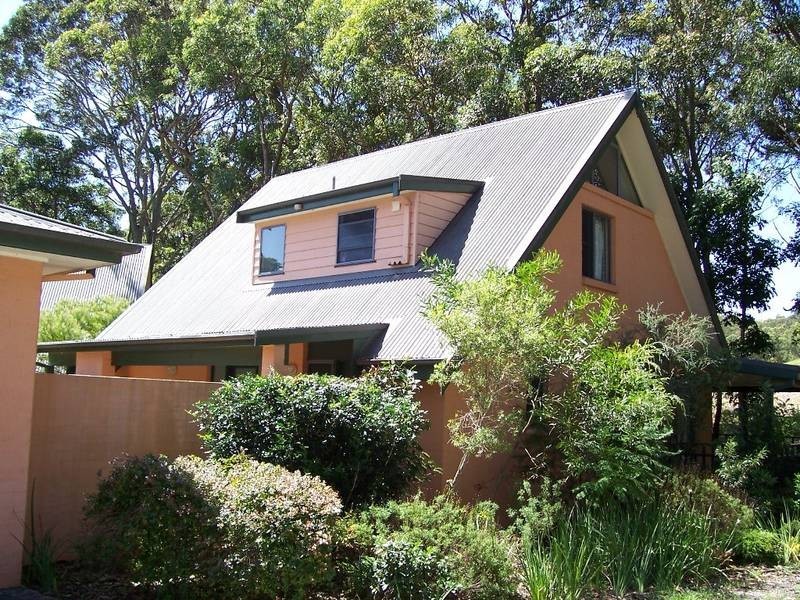 64 Kingfisher Circuit, Cams Wharf NSW 2281