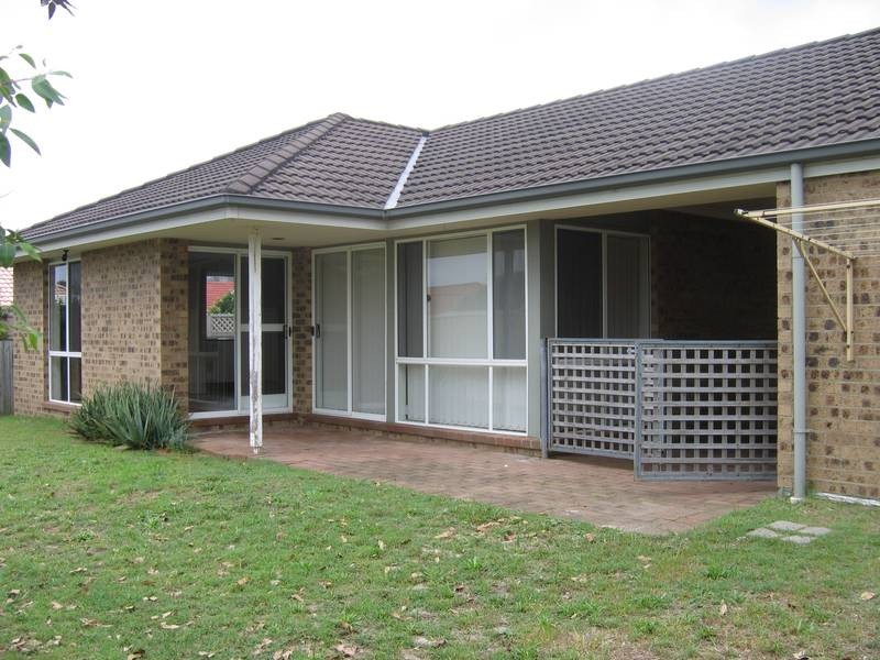 19 Seaspray Close, Caves Beach NSW 2281