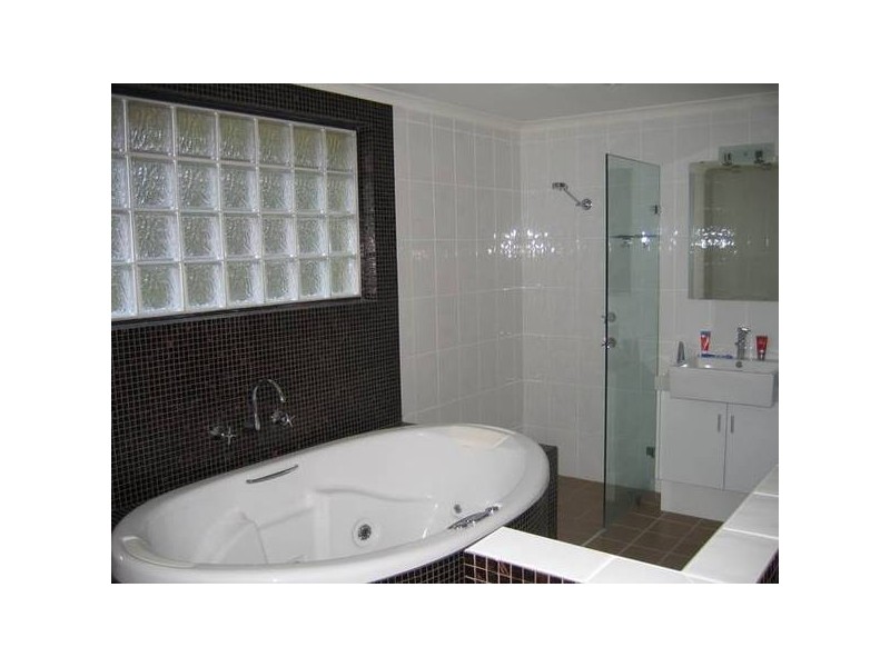 616 Currawong Circuit, Nords Wharf NSW 2281