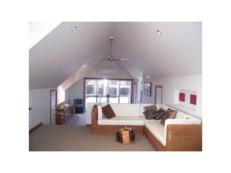 6 Ross Street, Swansea NSW 2281