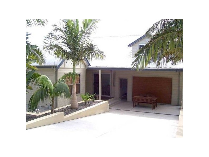 6 Ross Street, Swansea NSW 2281