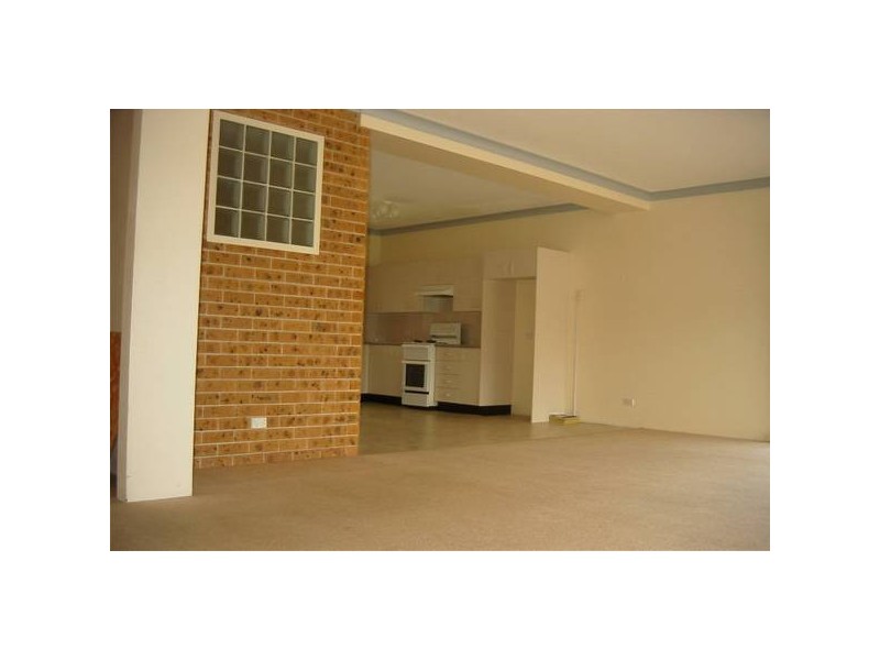 1/6 Cinnibar Close, Caves Beach NSW 2281
