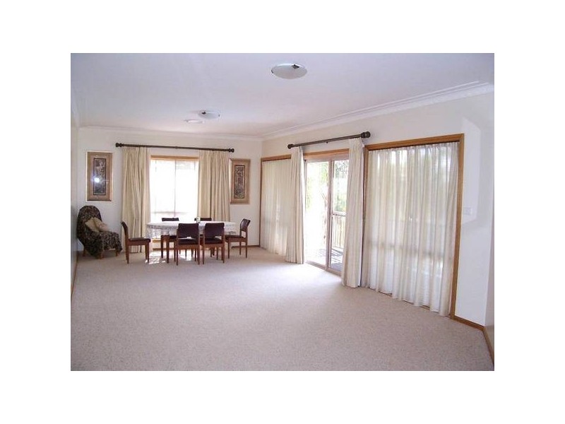 3 Silver Birch Close, Caves Beach NSW 2281