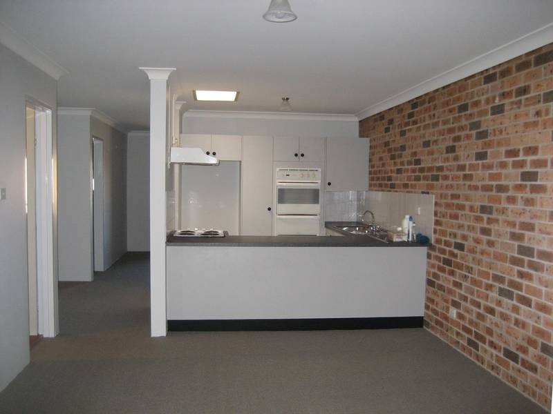 26a Seaspray Close, Caves Beach NSW 2281