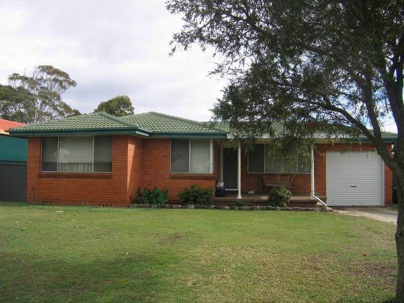 122 Park Avenue, Caves Beach NSW 2281