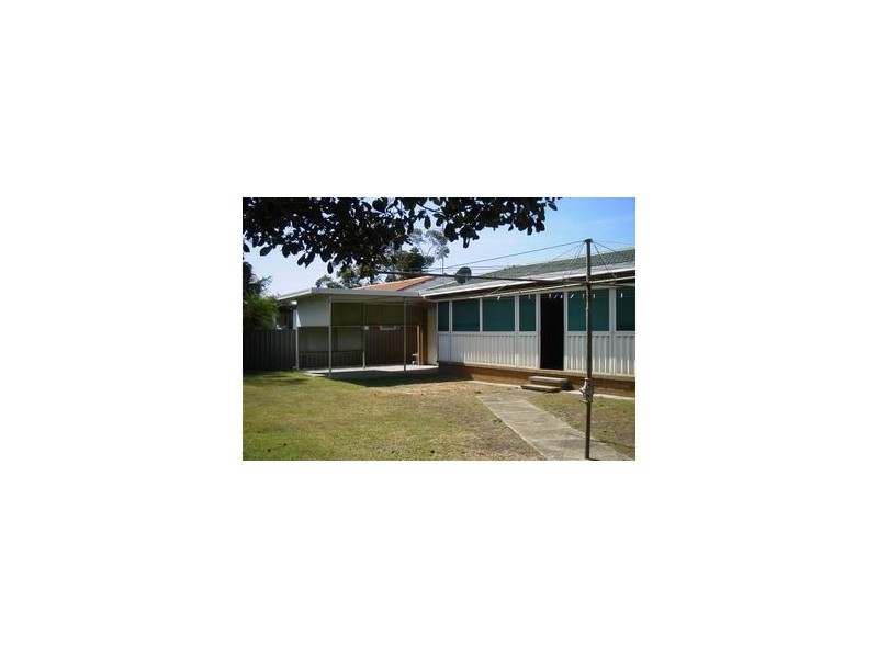 122 Park Avenue, Caves Beach NSW 2281